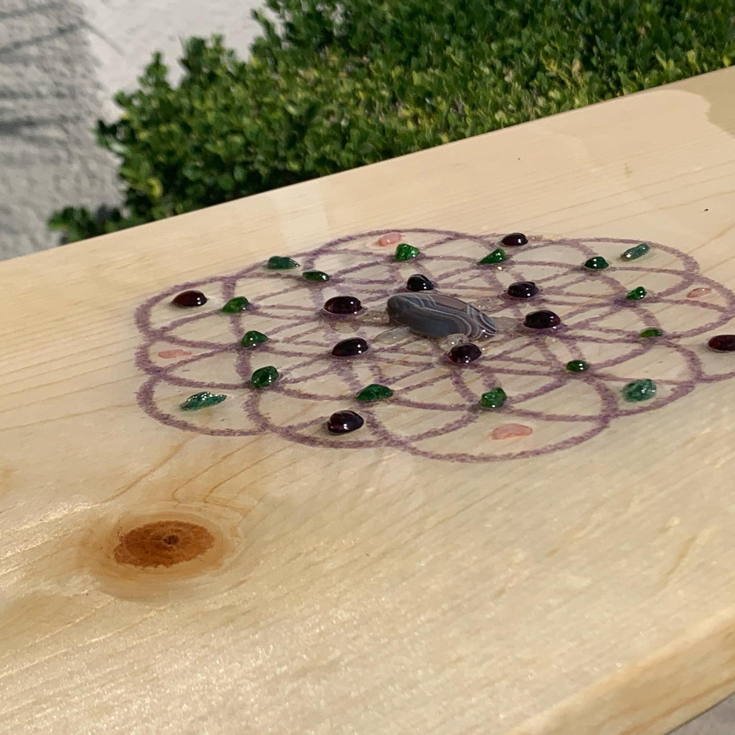 Eir's Table – Handcrafted Console Table with Flower of Life, Amethyst, and Healing Stones – Customizable, Spiritual Healing Furniture